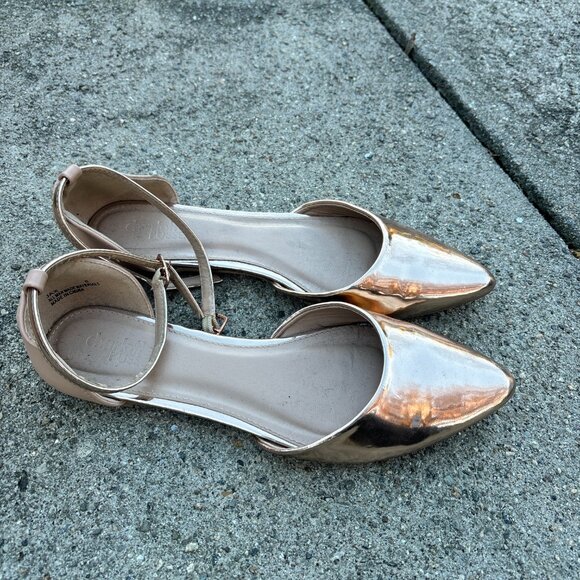 Charlotte Russe gold flats with ankle strap - Picture 4 of 5